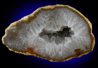 Crystal geode
