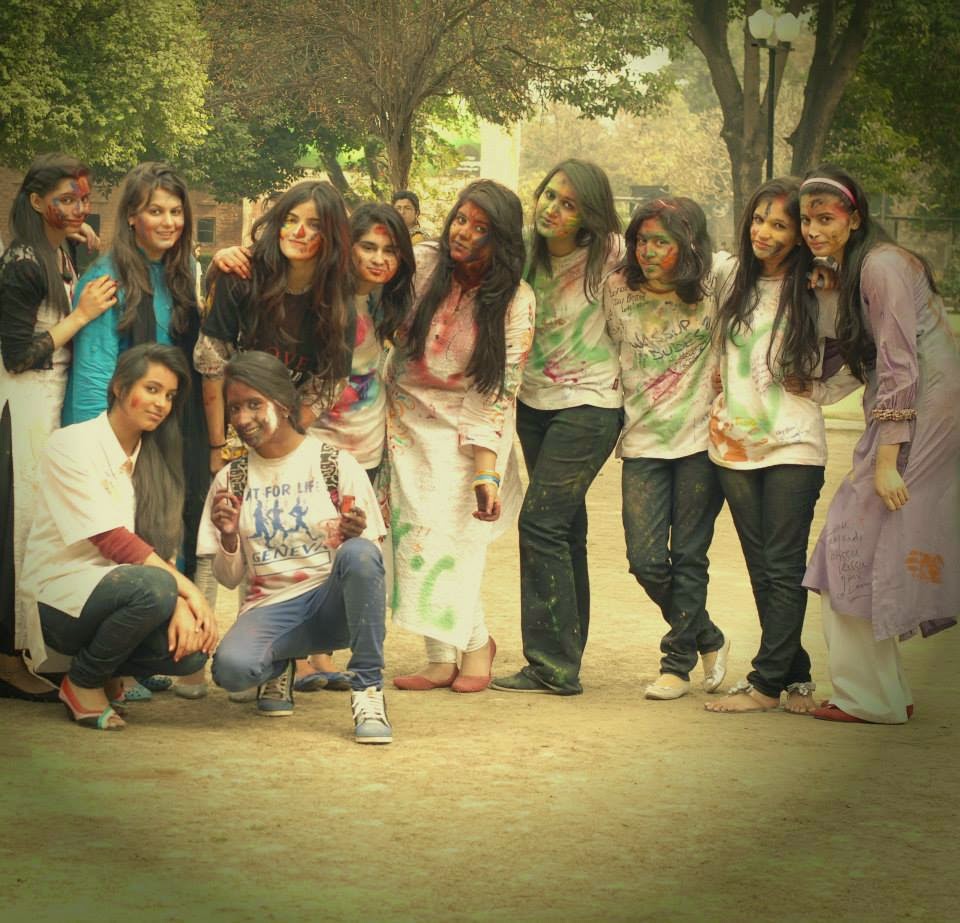 Indian Beautiful Collage Girls Holi Celebration Photos Beautiful Desi Sexy Girls Hot Videos