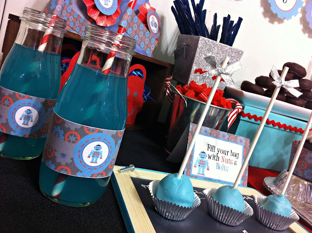 Fun beverages and drinks for kids parties Hawaiian Punch, cake pops, printables, robot printables