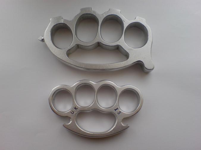 WeaponCollector's Knuckle Duster and Weapon Blog Ladies Extra Small