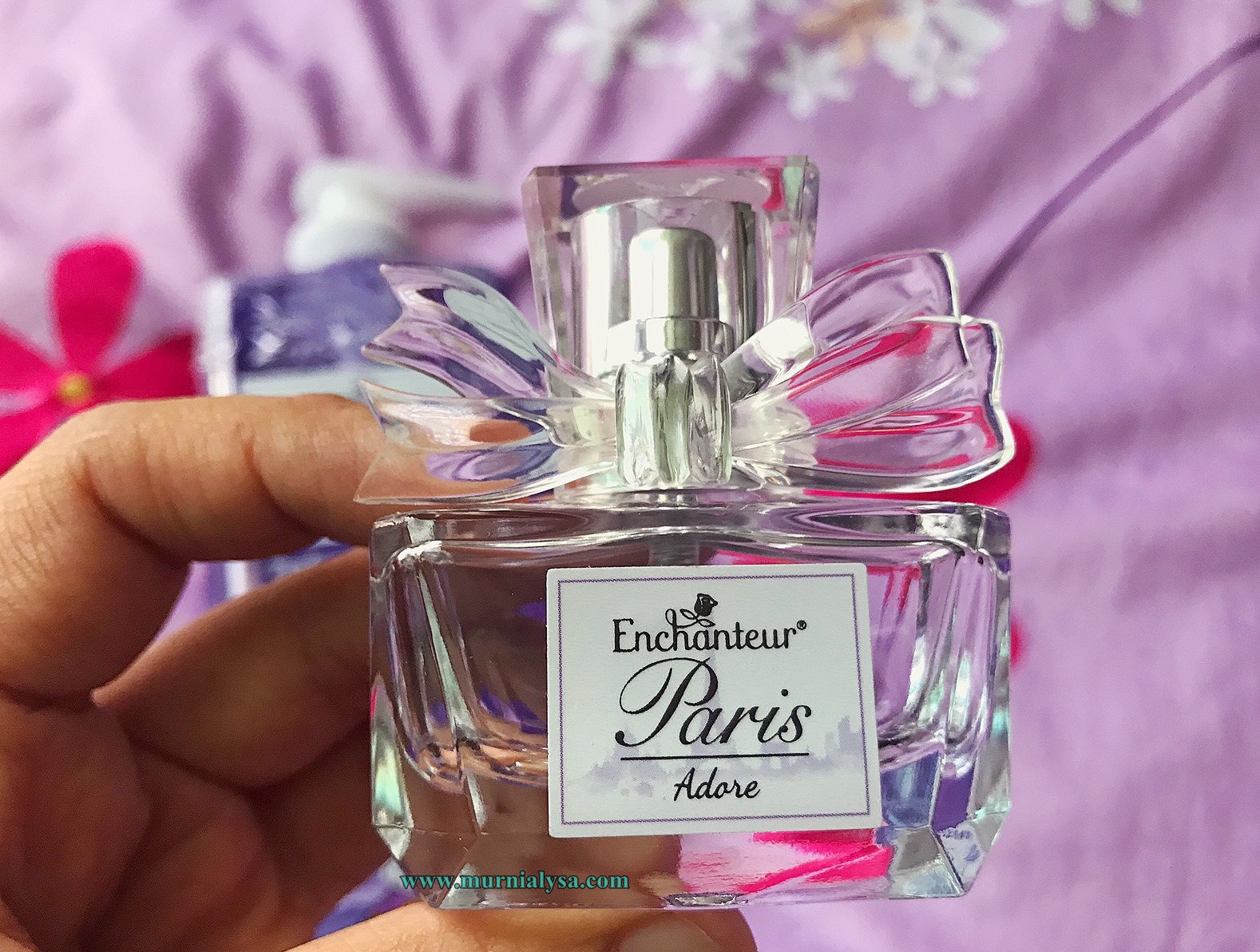 75+ Gambar Iklan Minyak Wangi Terbaru Eyecandy World