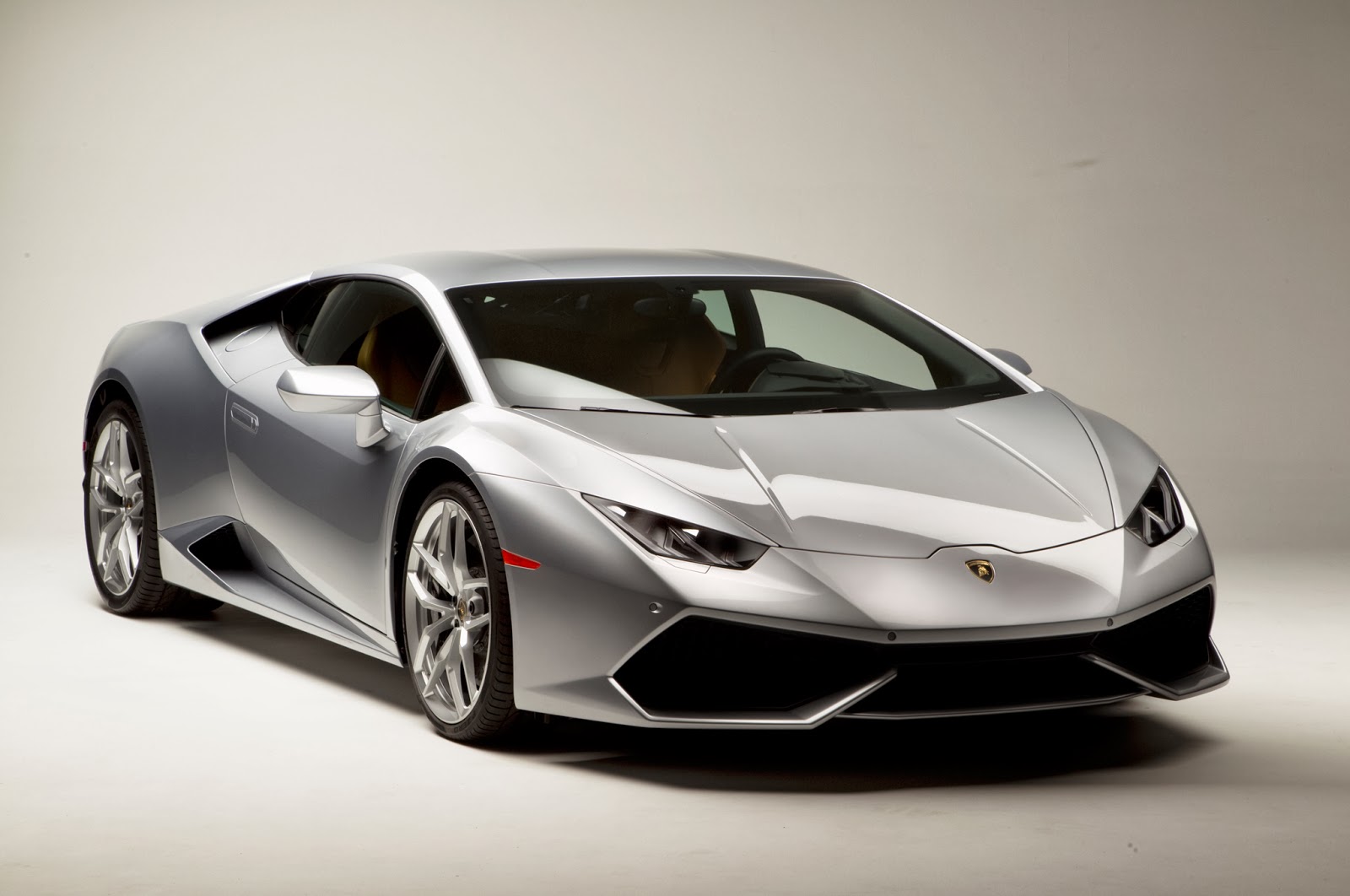 Huracán deve chegar ao Brasil no segundo semestre!