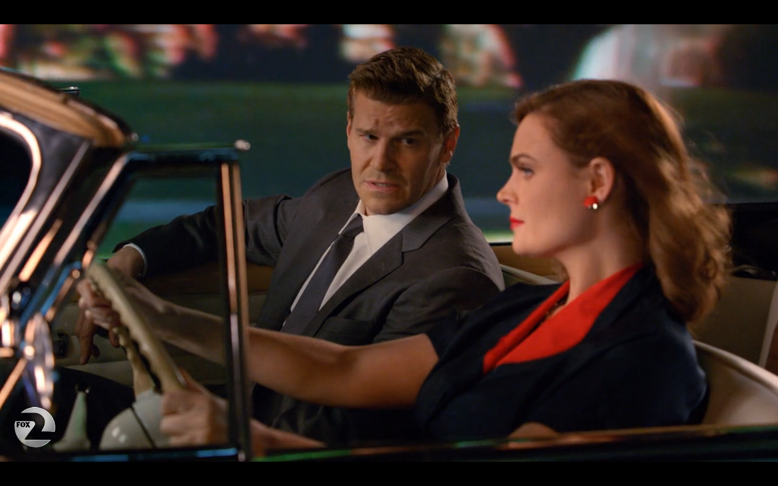 Bones - The 200th in the 10th - Review Bones - The 200th in the 10th - Review