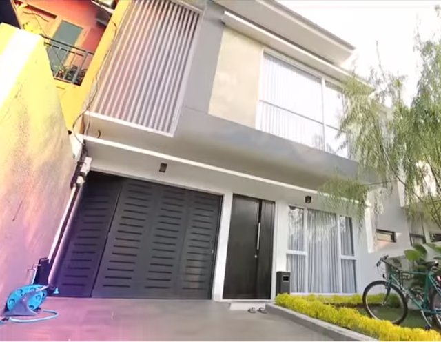 Interior Rumah Bernuansa Modern Simple Terbaru