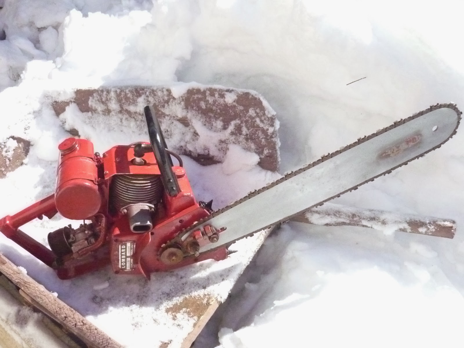 VINTAGE CHAINSAW COLLECTION LOMBARD 34.