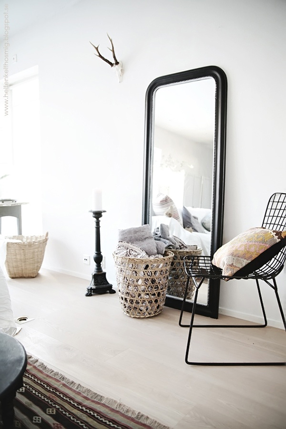 Decor trend: Floor mirrors | Image via Sköna Hem.