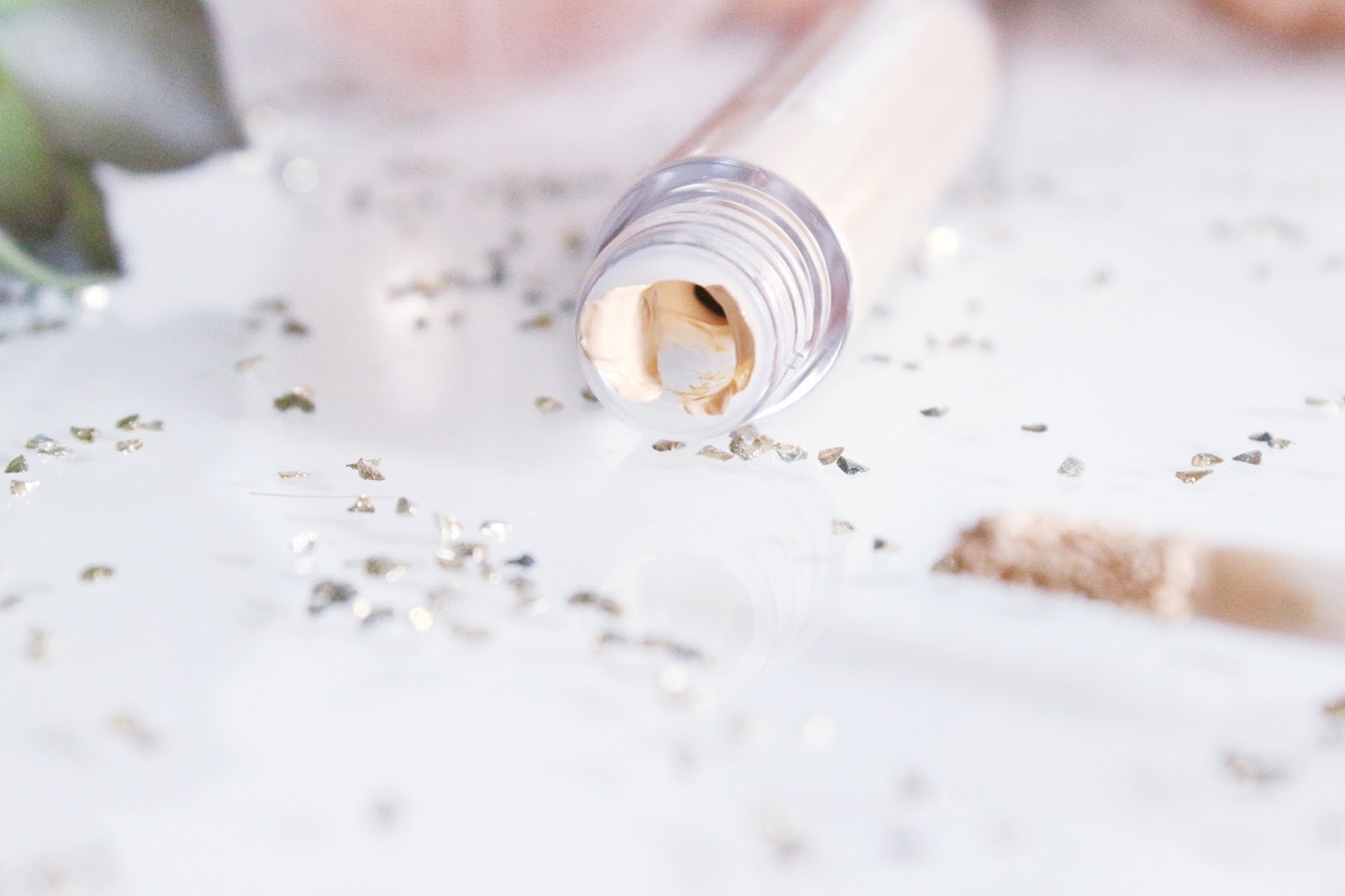 soft-touch-concealer-studiomakeup soft-touch-concealer-studiomakeup