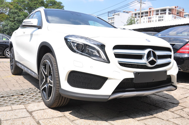 Thiết kế ngoại thất Mercedes GLA 250 4MATIC Mercedes GLA 250 4MATIC sở hữu một thân hình nhỏ gọn