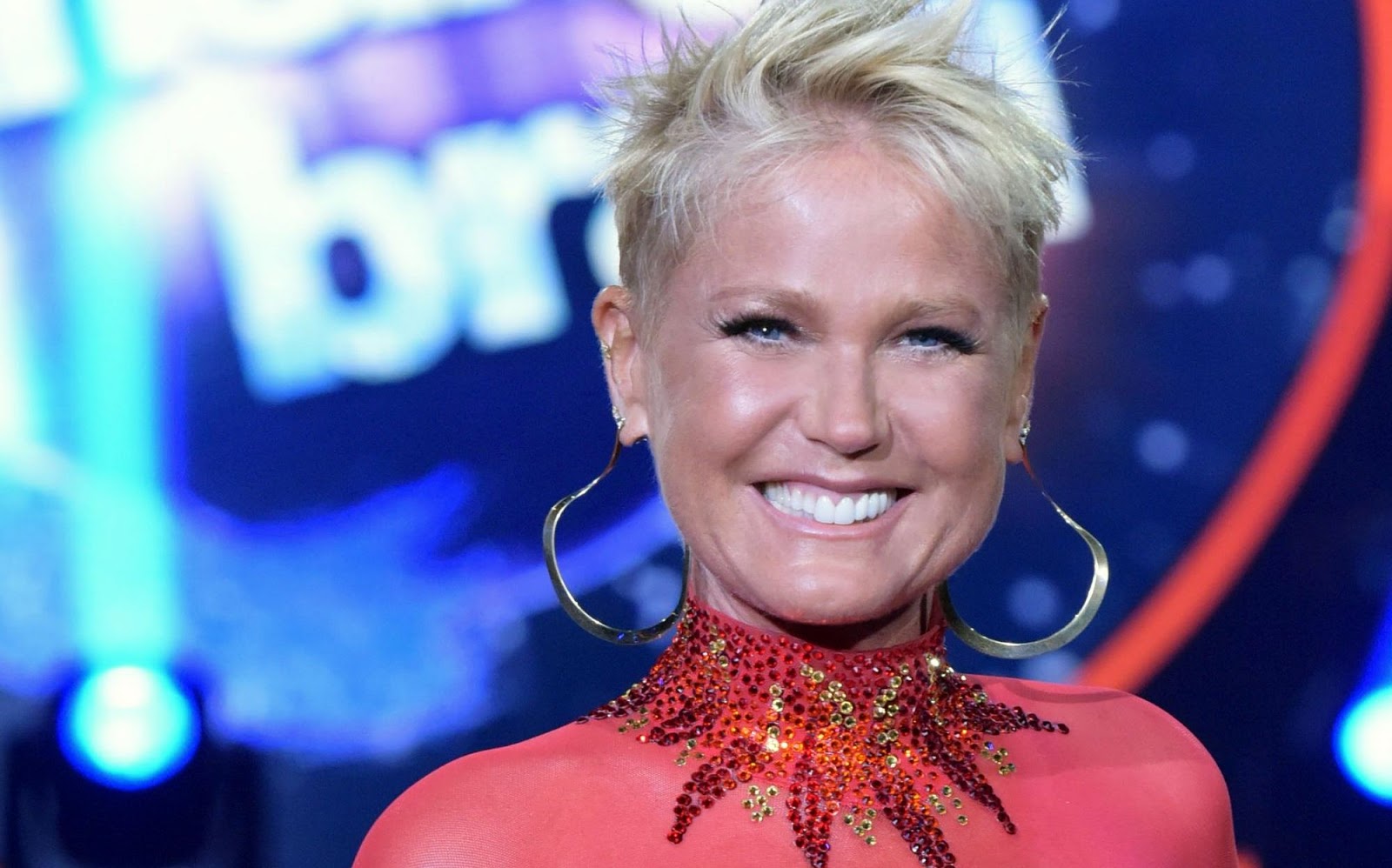 Seguidores da Xuxa Xuxa repreende produtora por ver 'BBB' em sua estreia Seguidores da Xuxa Xuxa repreende produtora por ver 'BBB' em sua estreia