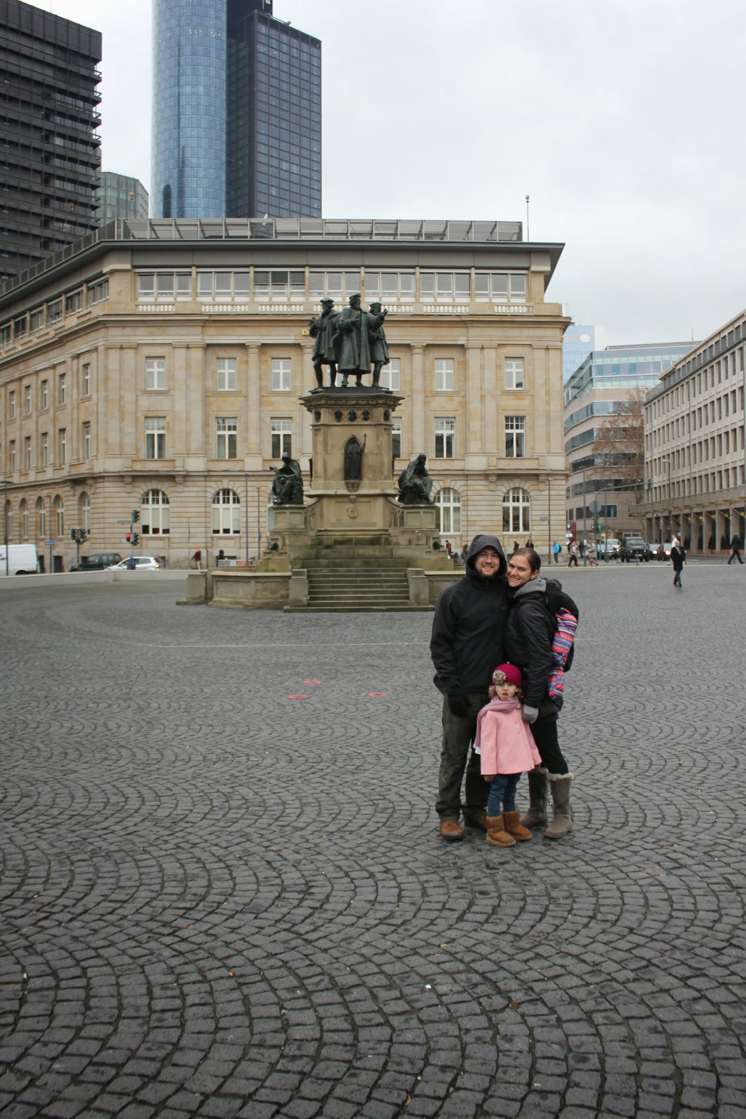 Hawks and honey: Frankfurt, Germany {things to do, food to eat and