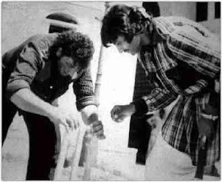 5 Best Picture Of Amitabh Bachchan Social Media Platform (Quotes) Cricket With Amjad Khan, Amitabh Bachchan