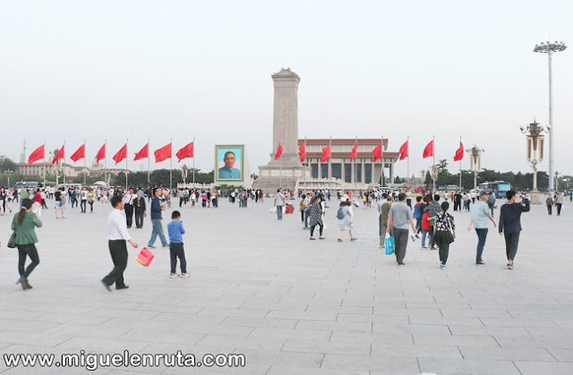 En-la-Plaza-de-Tiananmen