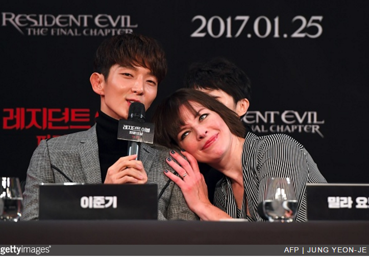 debbieqtan 🇵🇭 🐝 on X: Happy 5th Anniversary Resident Evil: Final Chapter  cast & crew! Hollywood Blockbuster Movie, Lee Joongi played Mr. Lee who w/  expert martial arts skills fought heroine played