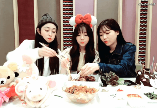 지수 케이 수정 먹방