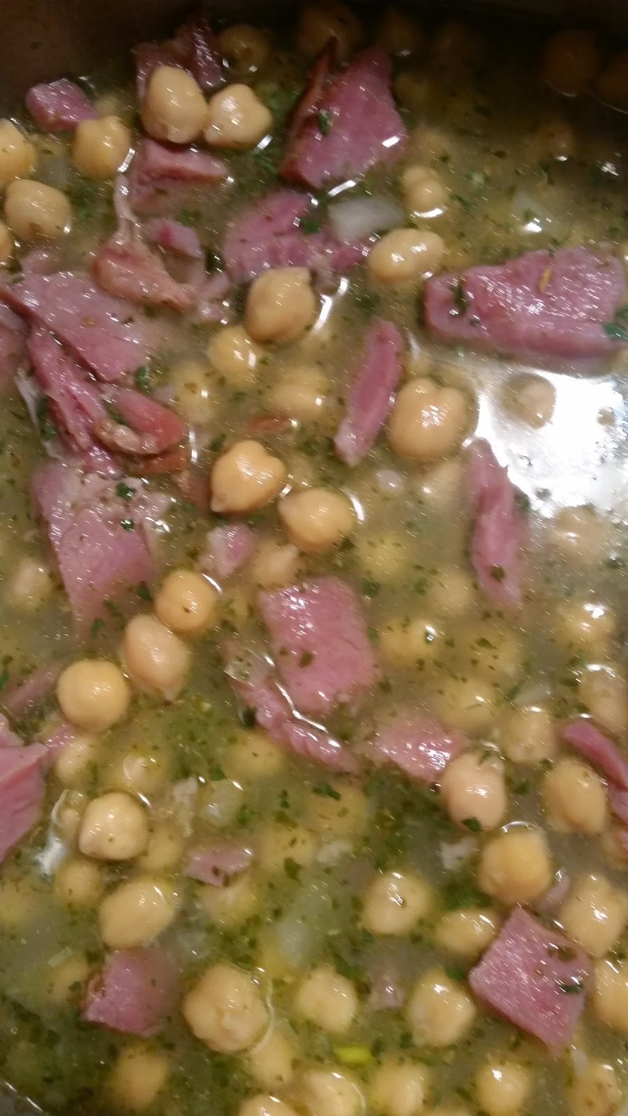 PESTO CHICKPEA HAM SOUP