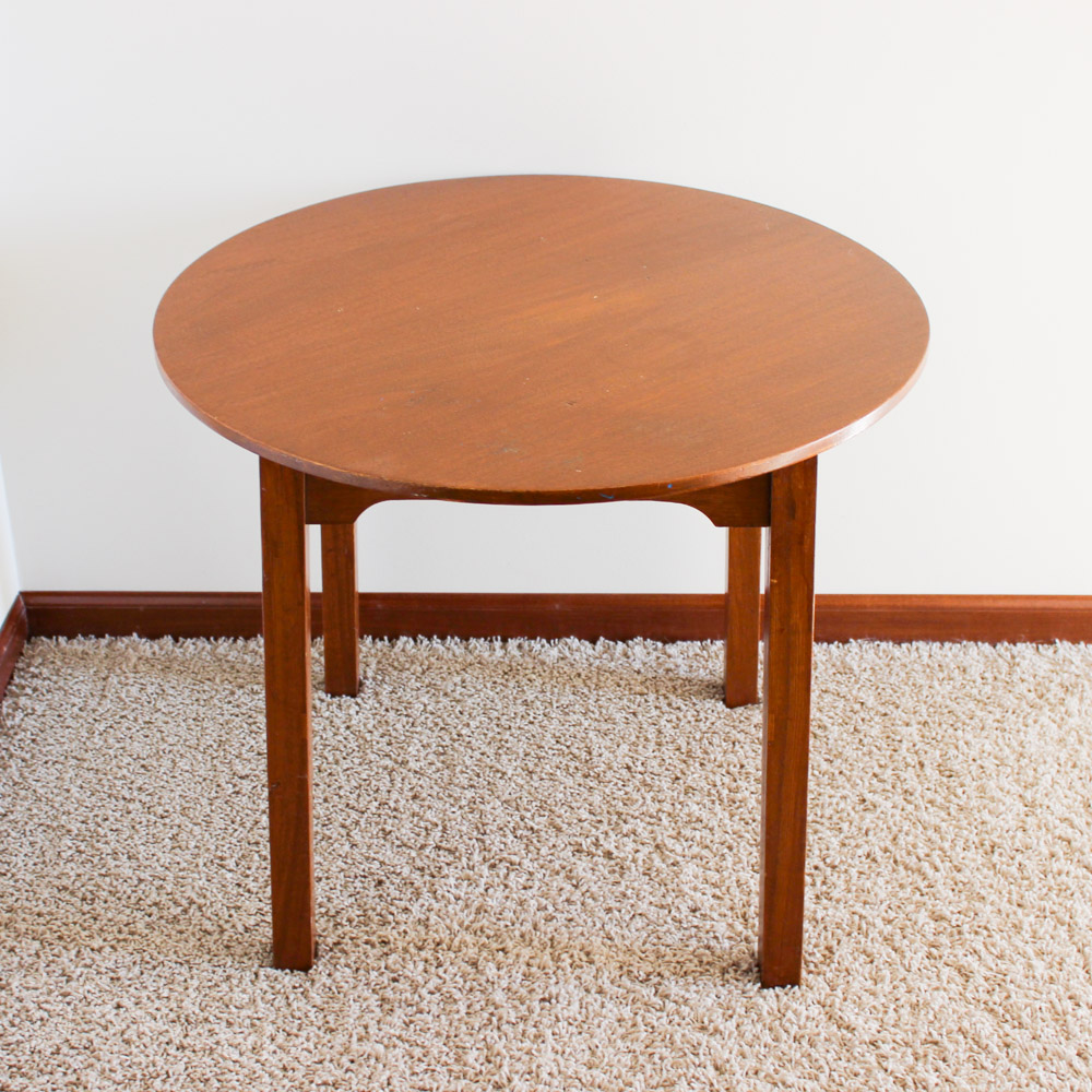 DIY FlushSide Round End Table Muslin and Merlot