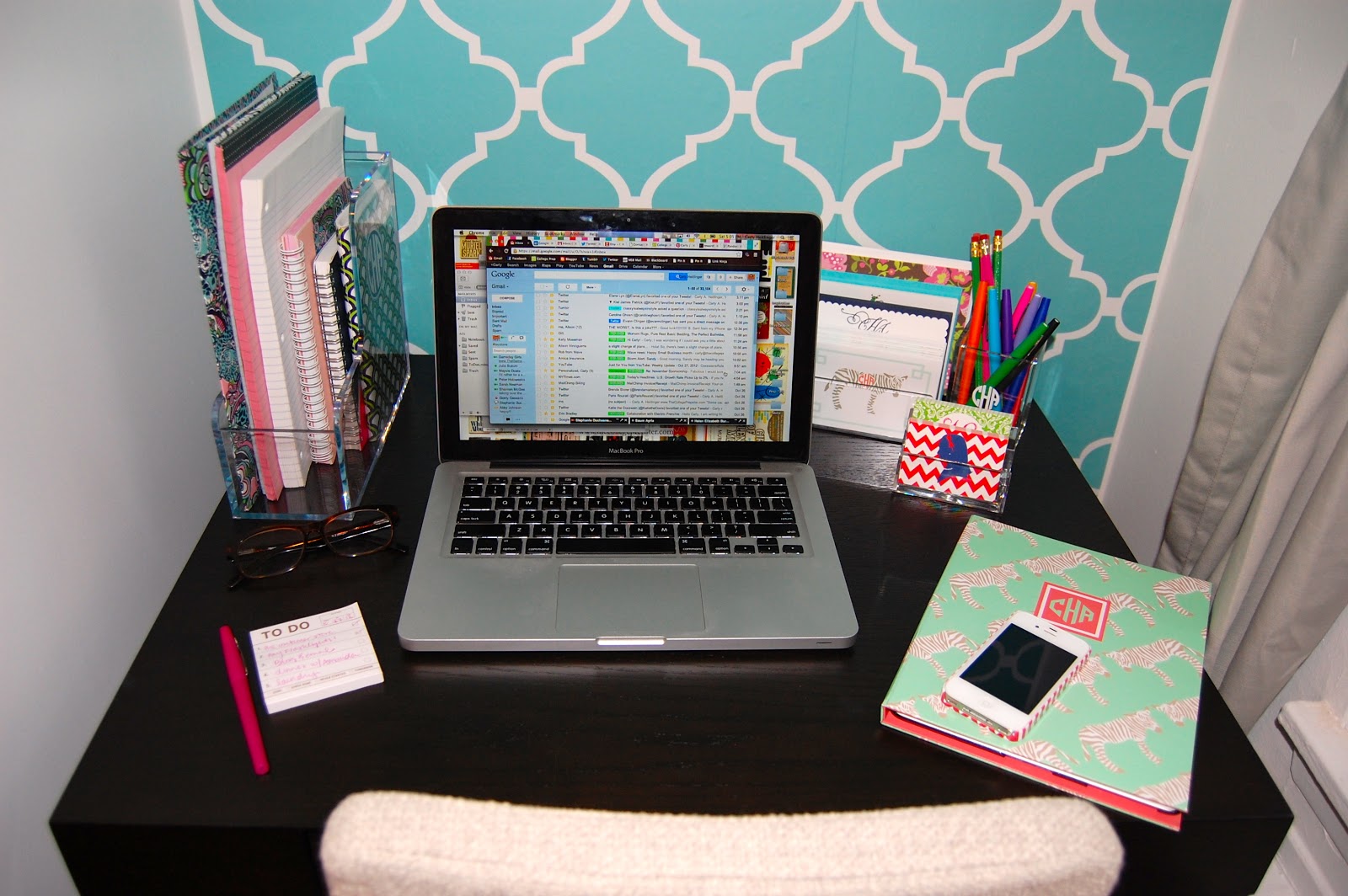 47+ Pictures Of Organized Desks