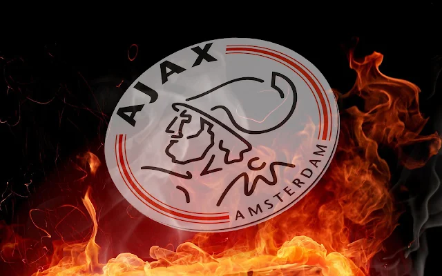 Ajax wallpaper met vuur