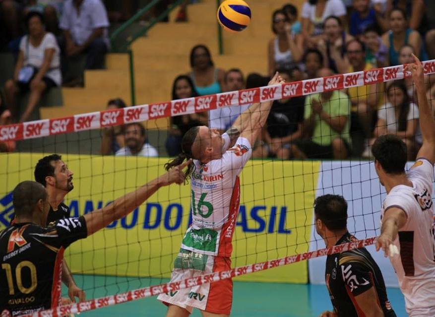 Blog Esportivo do Suíço: Campinas vence Juiz de Fora no início do