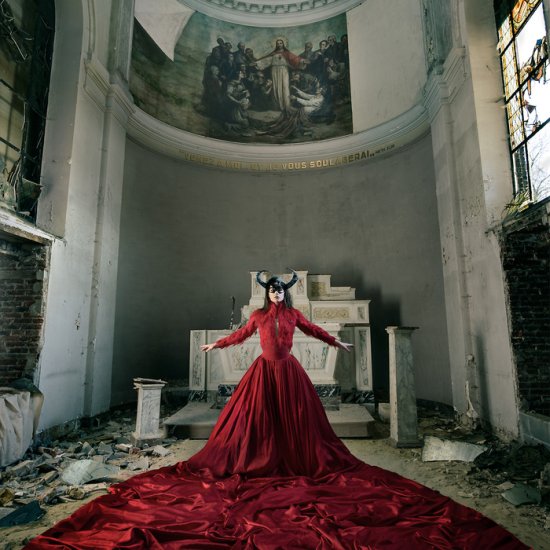 Rebecca Litchfield Bathory fotografia artística lugares abandonados Submundo Underworld mitologia grega surreal onírica