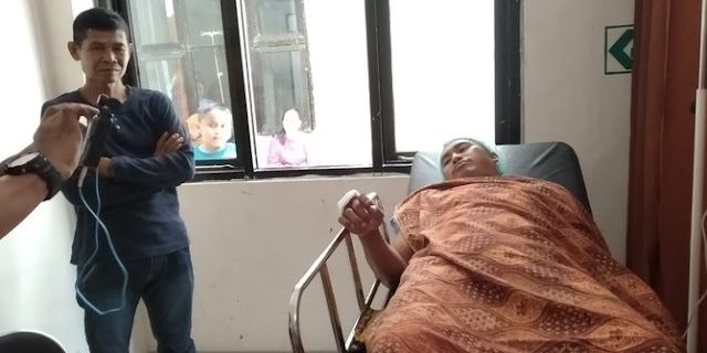 Tengah Sadap Karet, Petani Diserang 2 Ekor Beruang