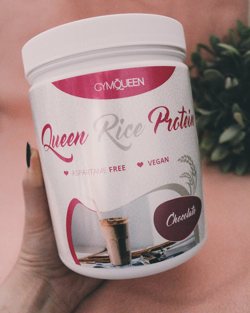gymqueen, whey, vegan, protein, chips, tassen kuchen, pralinen, supplements, blogger, vanessa worth gymqueen, whey, vegan, protein, chips, tassen kuchen, pralinen, supplements, blogger, vanessa worth
