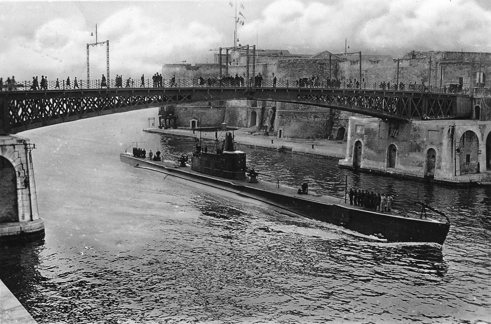 Con la pelle appesa a un chiodo Pietro Calvi