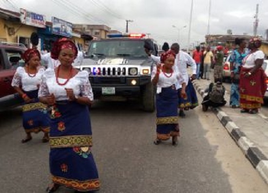 BREAKING: Tears As Tompolo's Father, Chief Ekpemupolo Finally Goes Home Today BREAKING: Tears As Tompolo's Father, Chief Ekpemupolo Finally Goes Home Today
