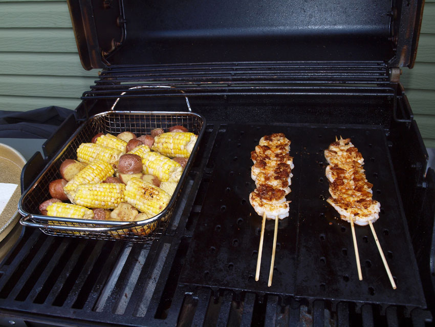 Pellet Smoker Cooking Grilled Shrimp Boil & Tomato Pie