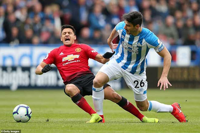 Chuyển nhượng MU 6/5: “Quỷ đỏ” mất top 4, thảm họa Sanchez sẽ bị bán Chuyển nhượng MU 6/5: “Quỷ đỏ” mất top 4, thảm họa Sanchez sẽ bị bán