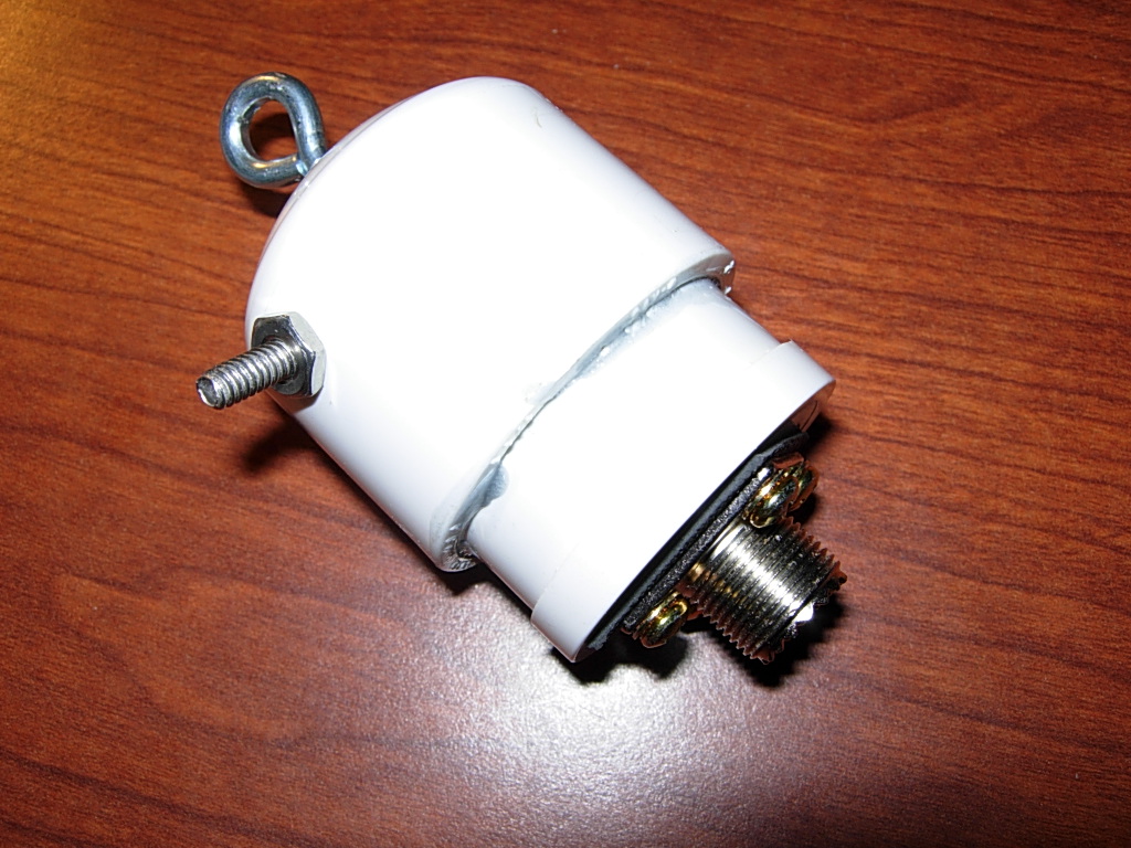 W7YV Ham Radio RF Baluns and 20M Vertical Antenna Photos