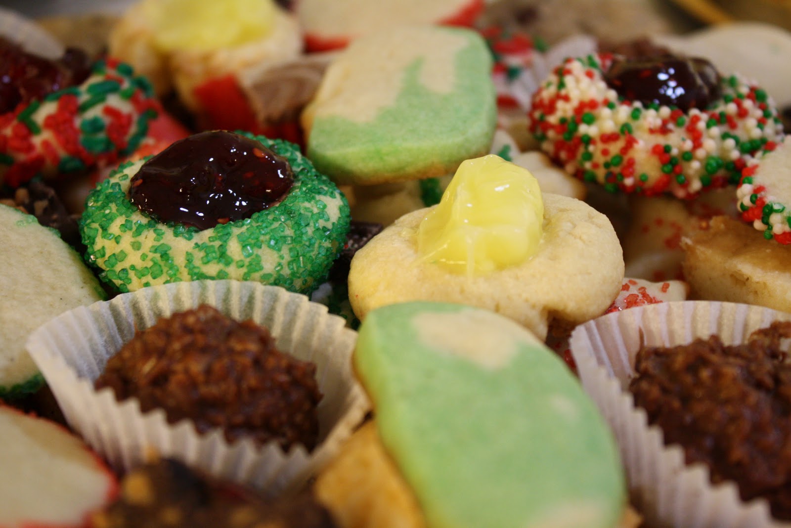 CC's Cake Decorating: More Christmas Cookie trays