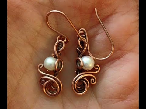 Wire Swirl and Pearl Earrings Tutorial / The Beading Gem