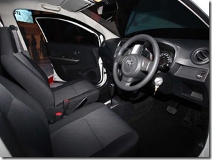 Toyota Agya dan Daihatsu Ayla - Blog Anax Kolonx