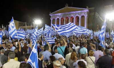 Победители на изборите в Гърция са партиите по крайно лявото и крайно дясното поле на политическия спектър.