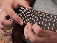 Teknik Tapping Gitar Tapping technique