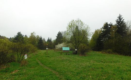 Przełęcz Łupkowska, tunel (640 m n.p.m.). Przełęcz Łupkowska, tunel (640 m n.p.m.).