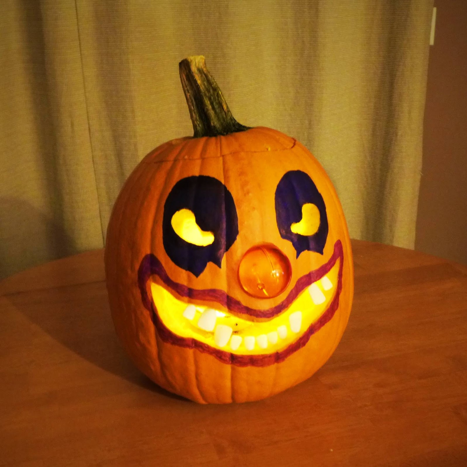 Haunted Eve's Halloween Blog: Clown Jack-O'-Lantern