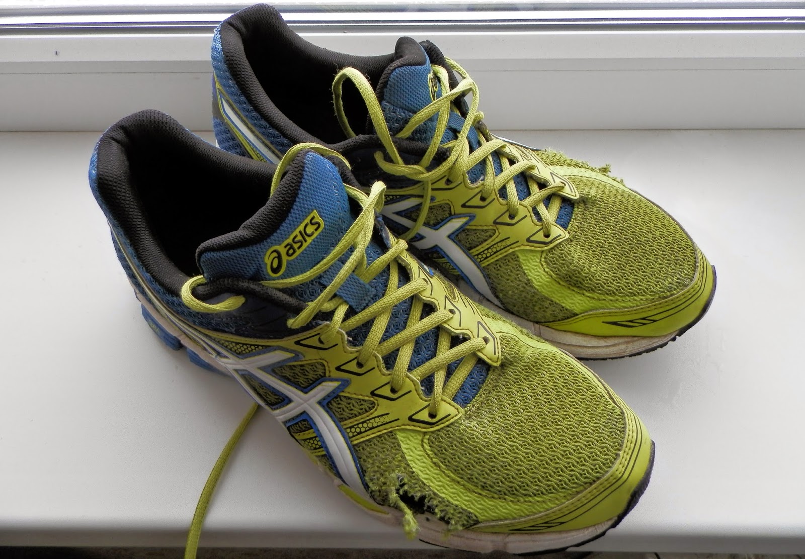 asics phoenix