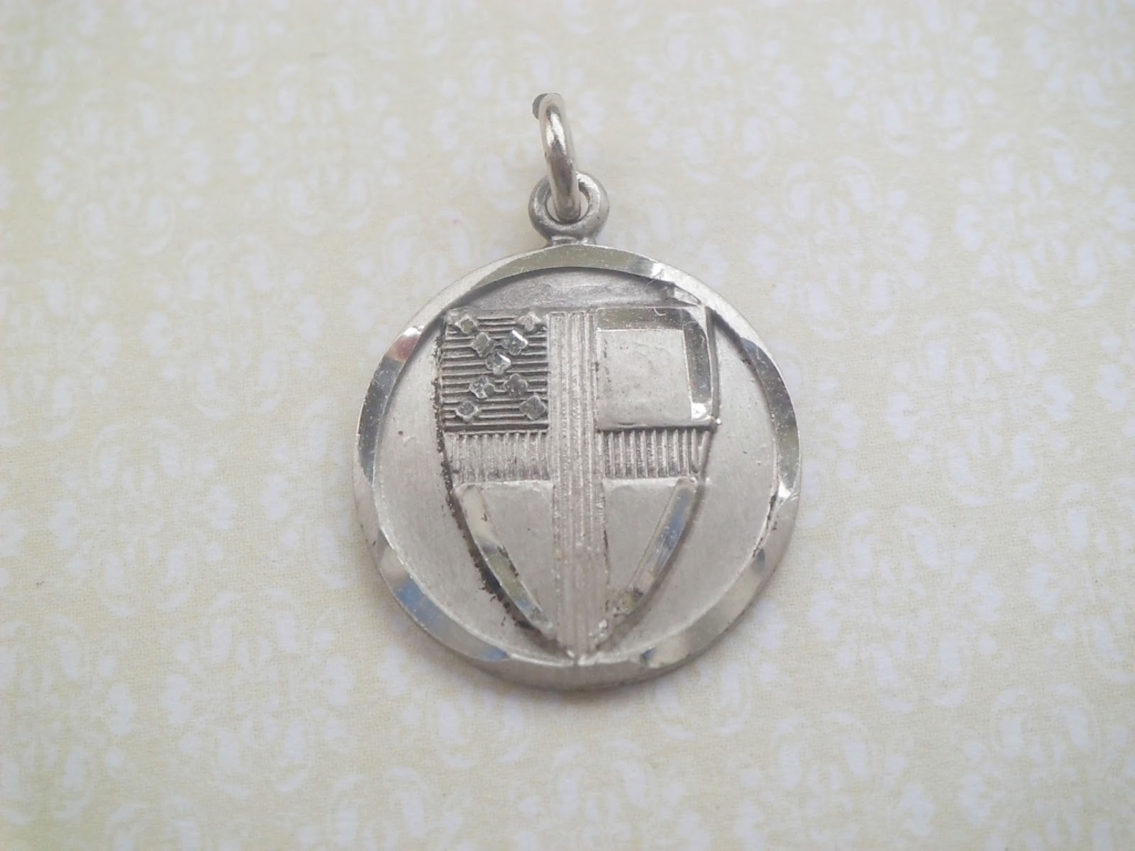 Vintage Religious Medals Vintage Chapel STERLING I Am An Episcopalian