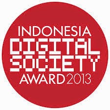 Kabupaten Banyuwangi raih penghargaan Indonesia Digital Society Award 2013.