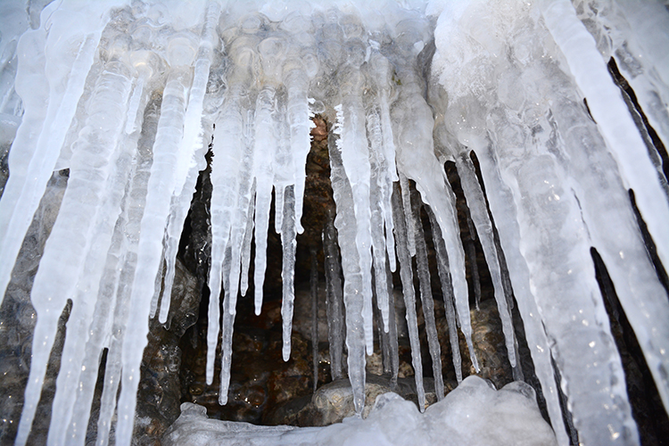 Cave Point, Door County - Winter | My Darling Days Cave Point, Door County - Winter | My Darling Days