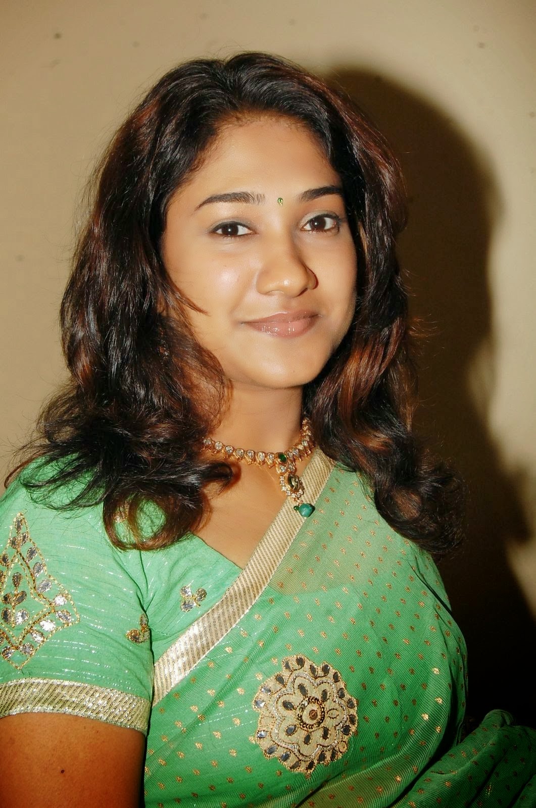 how to get contact Mobile Numbers: marathi girls sexy photos and videos