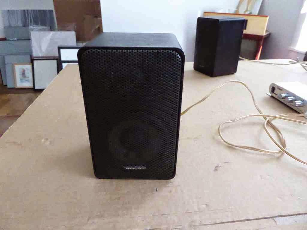 Radio Shack Minimus 7 Loudspeakers Radio Shack Minimus 7 Loudspeakers