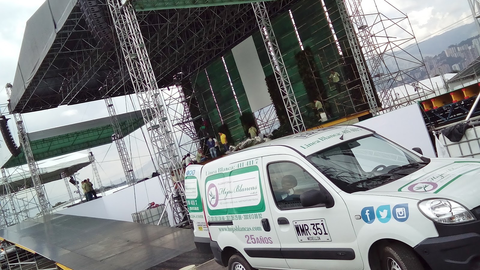 Floristería Hojas Blancas