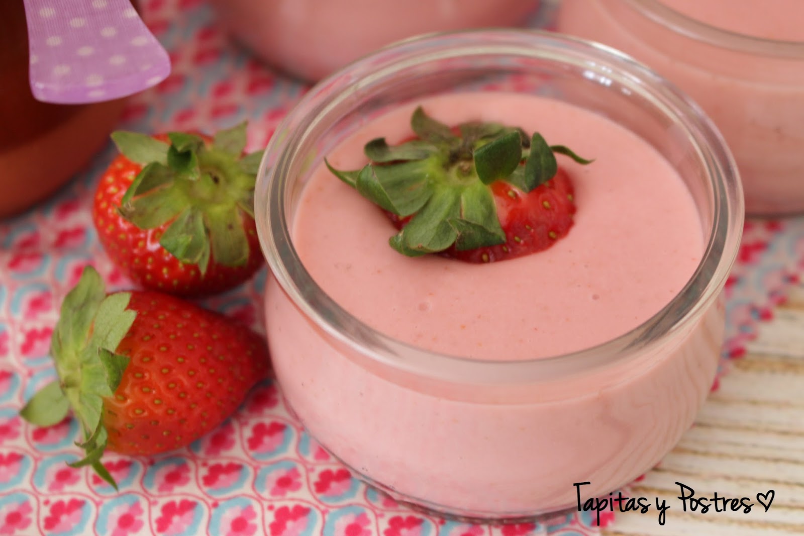 Tapitas y Postres: Petit suisse de fresas naturales