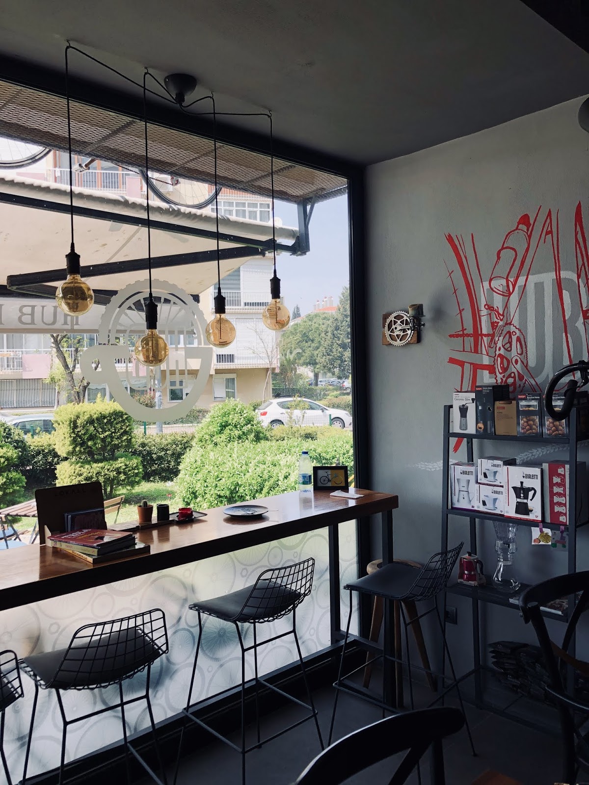 HUB BİCYCLE & COFFEE SHOP