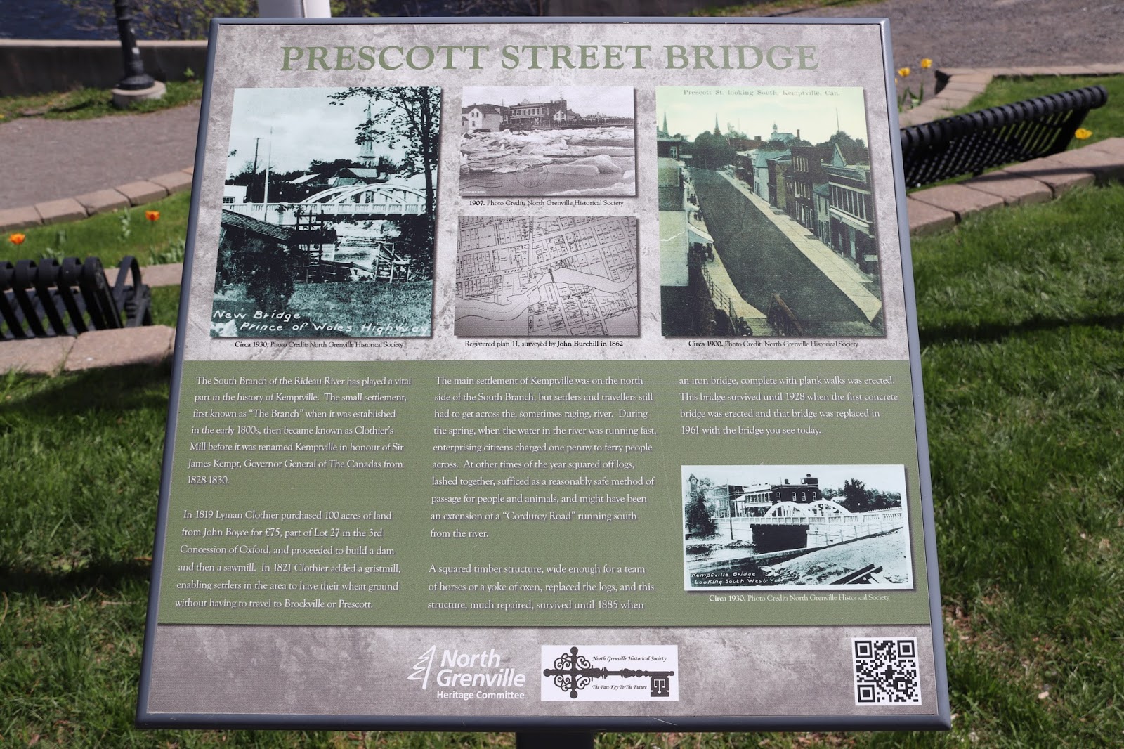 Memorials in Ottawa Prescott Street Bridge, Kemptville