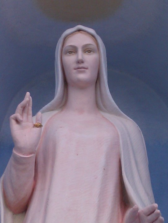 Chama de Amor de Maria Santíssima AS APARIÇÕES DE NOSSA SENHORA EM CASANOVA STAFFORA 1947 À Chama de Amor de Maria Santíssima AS APARIÇÕES DE NOSSA SENHORA EM CASANOVA STAFFORA 1947 À