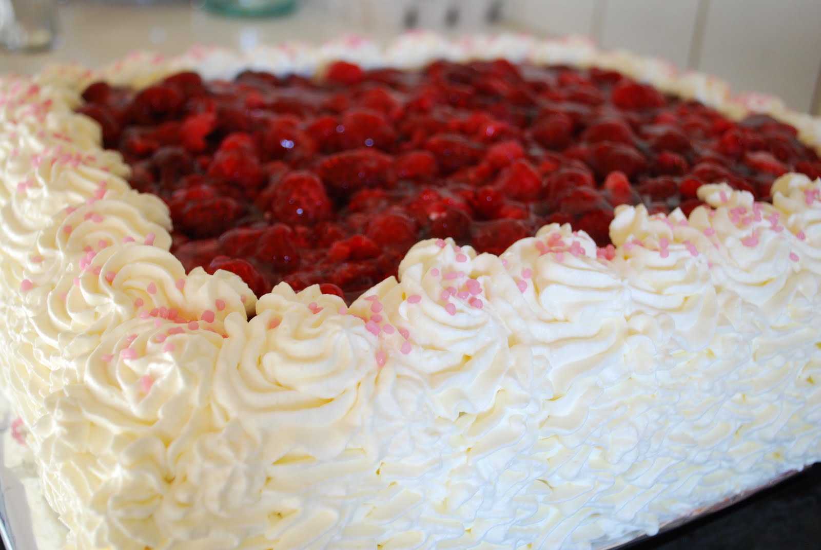 Suklaasaparo Vadelmakermakakku